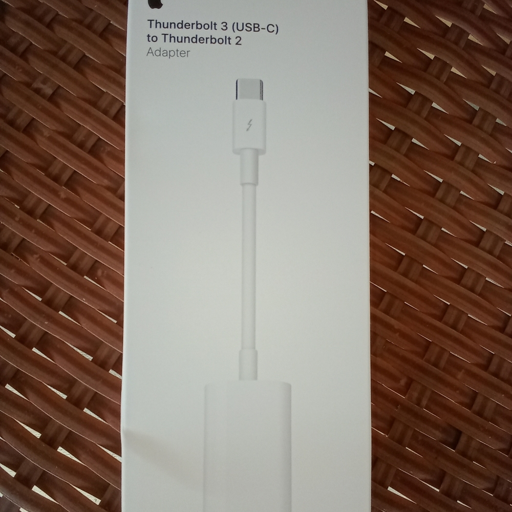 Apple thunderbolt 3 to thunderbolt 2